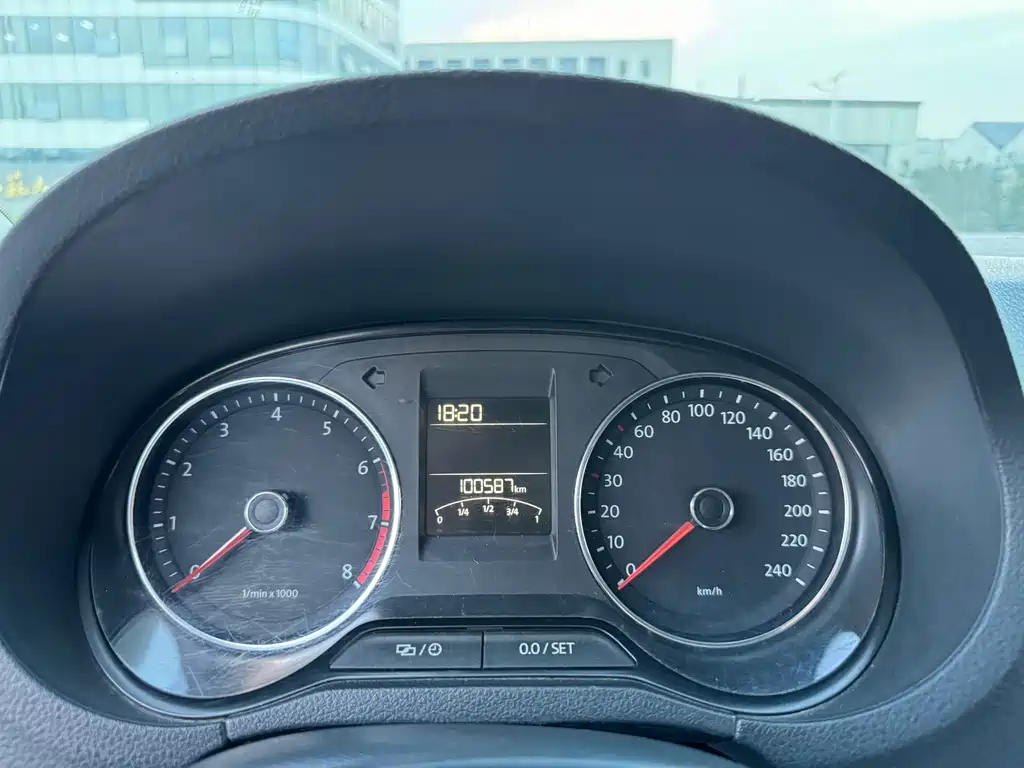 Volkswagen Polo 2014