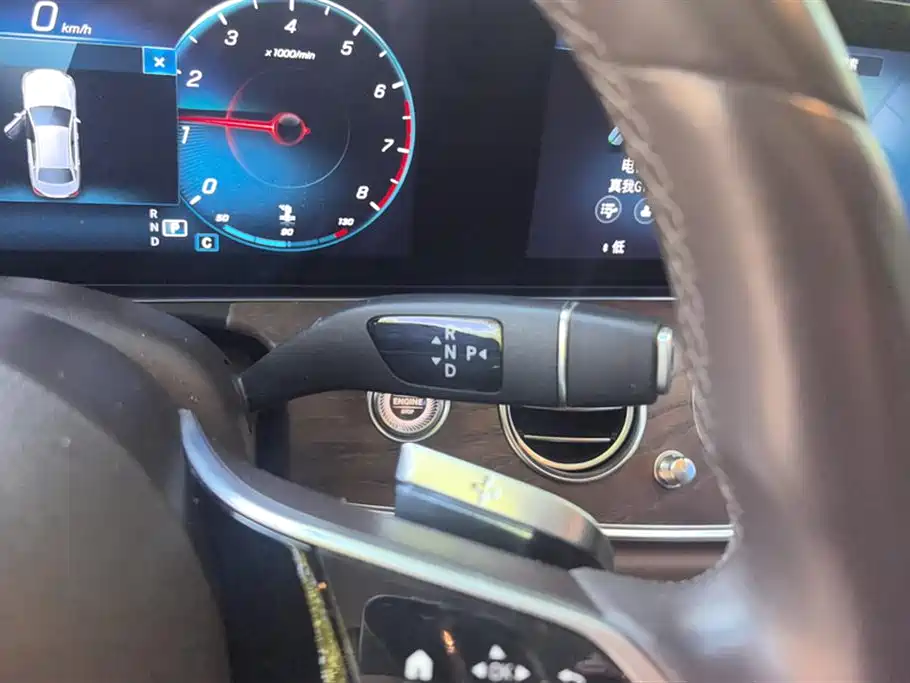 Mercedes-Benz E-Class 2020 — фото 16