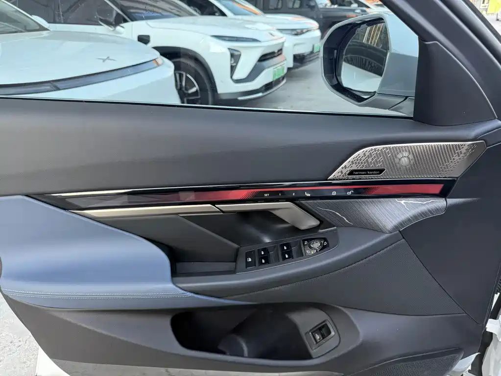 BMW i5 2024 — фото 17