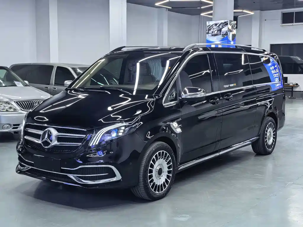 Mercedes-Benz Vito 2022 — фото 1