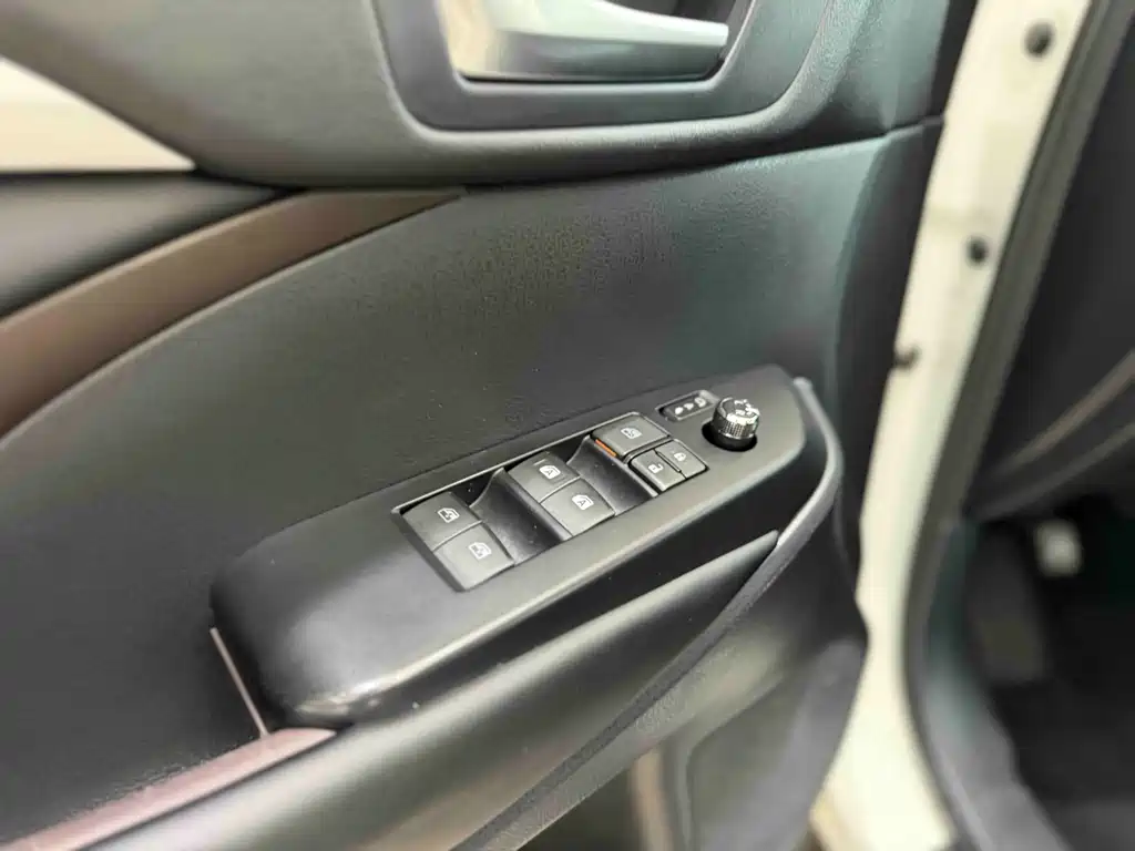 Toyota Highlander 2017 — фото 14