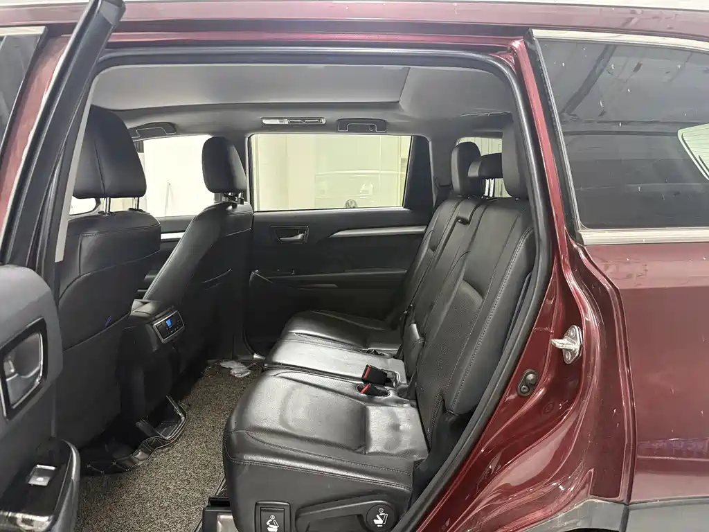 Toyota Highlander 2016 — фото 14