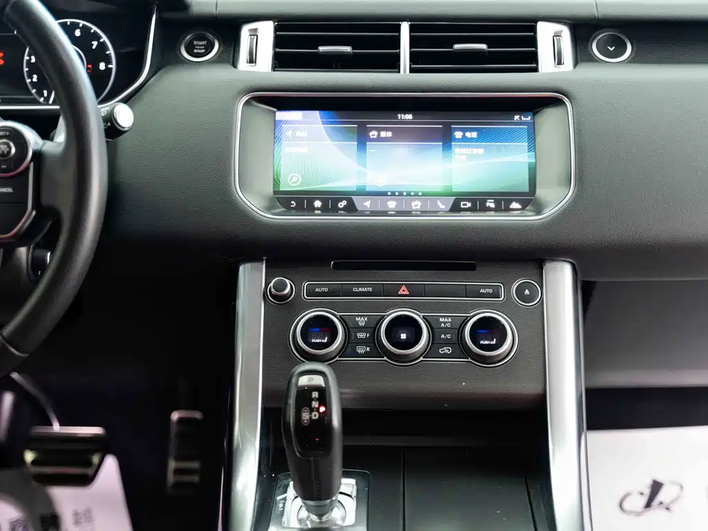 Land Rover Sport 2017 — фото 11