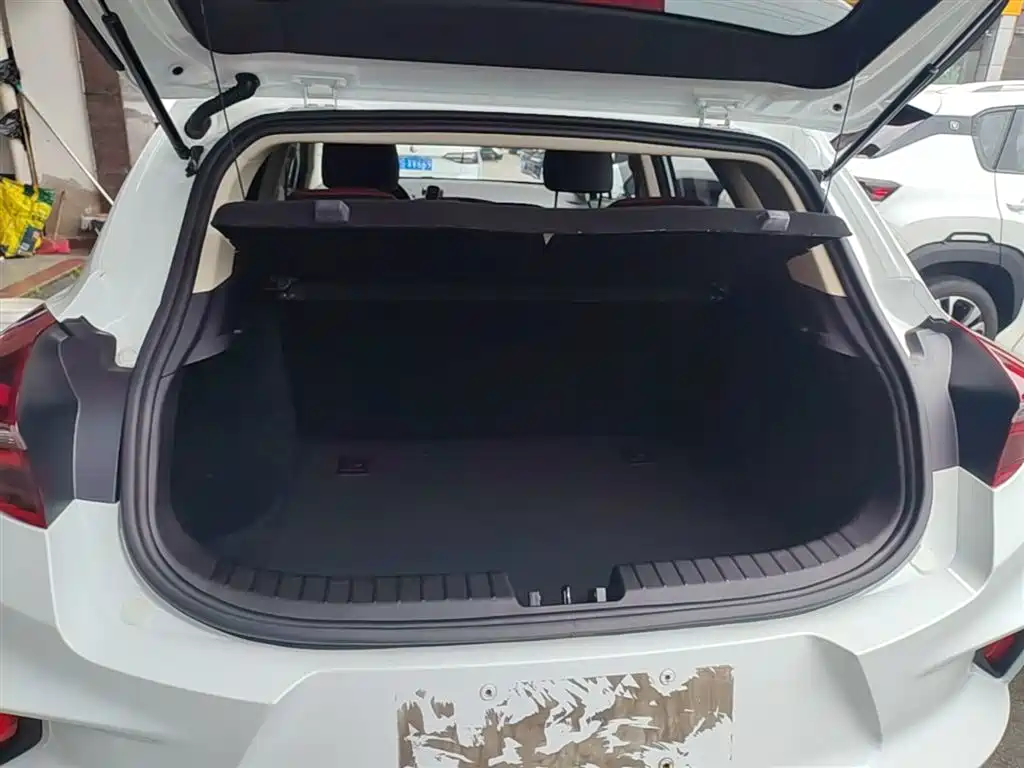 Geely Emgrand GS 2021 — фото 19