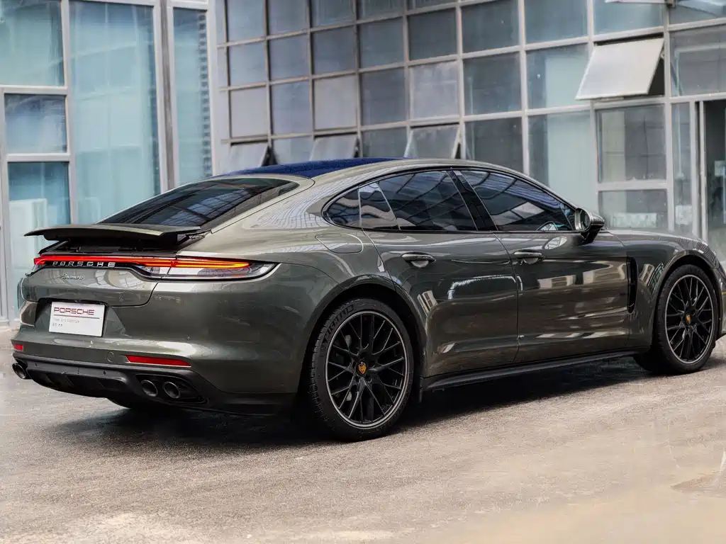 Porsche Panamera 2023 — фото 4