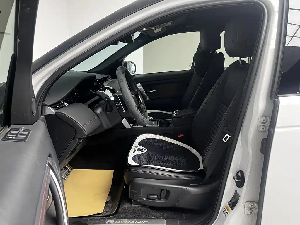 Land Rover Discovery Sport 2023 — фото 13