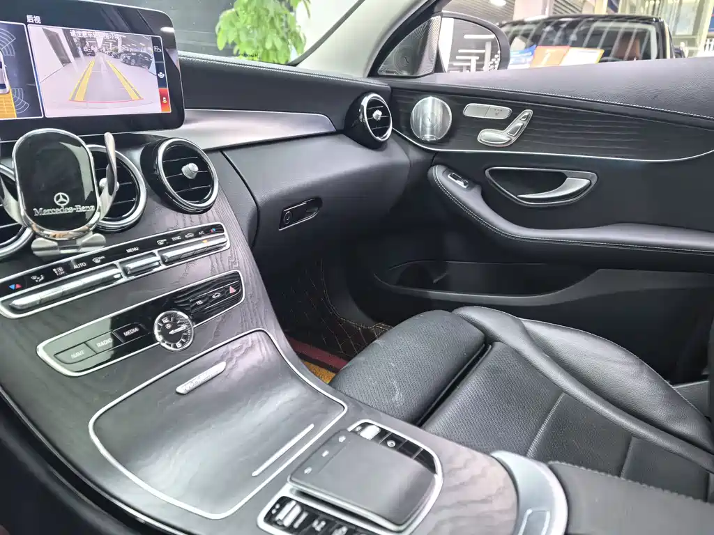 Mercedes-Benz C-Class 2021 — фото 9