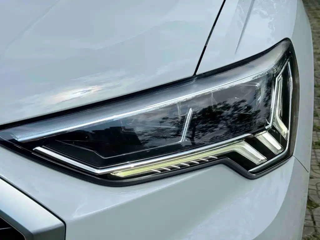 Audi Q3 2022 — фото 23