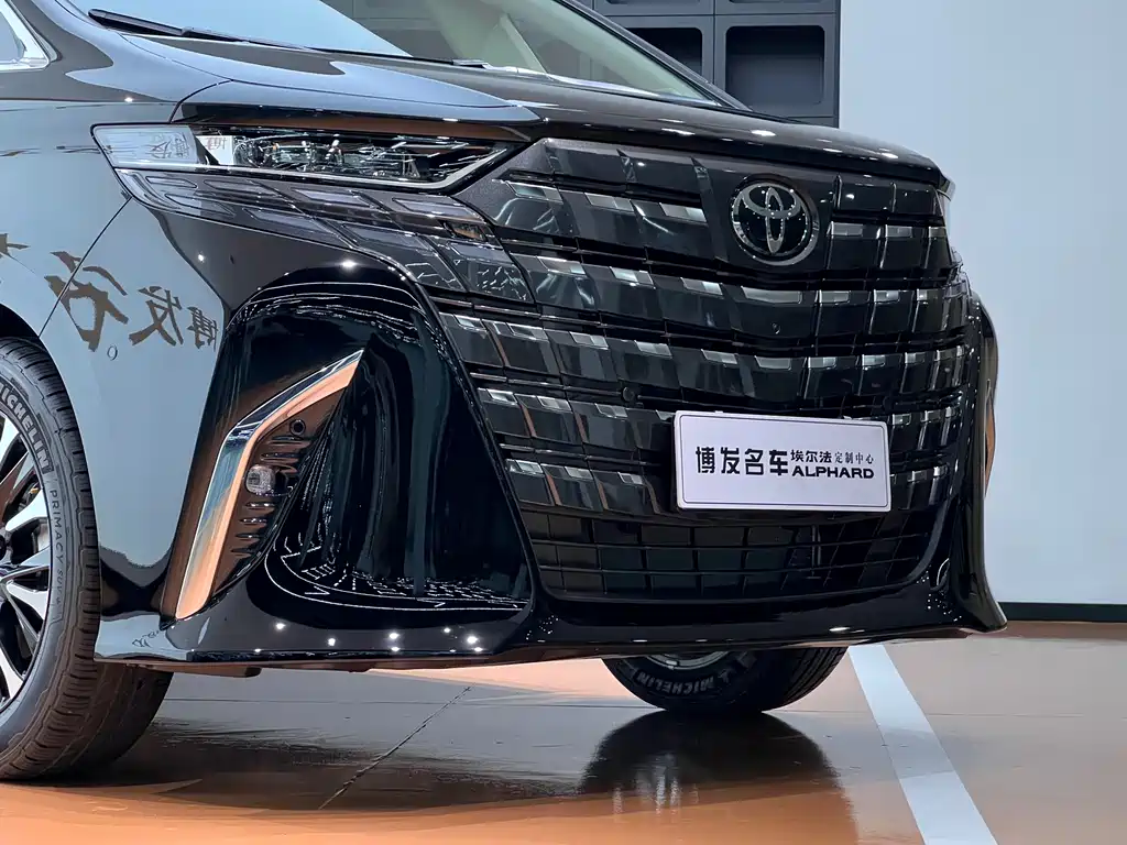 Toyota Alphard 2026 — фото 4