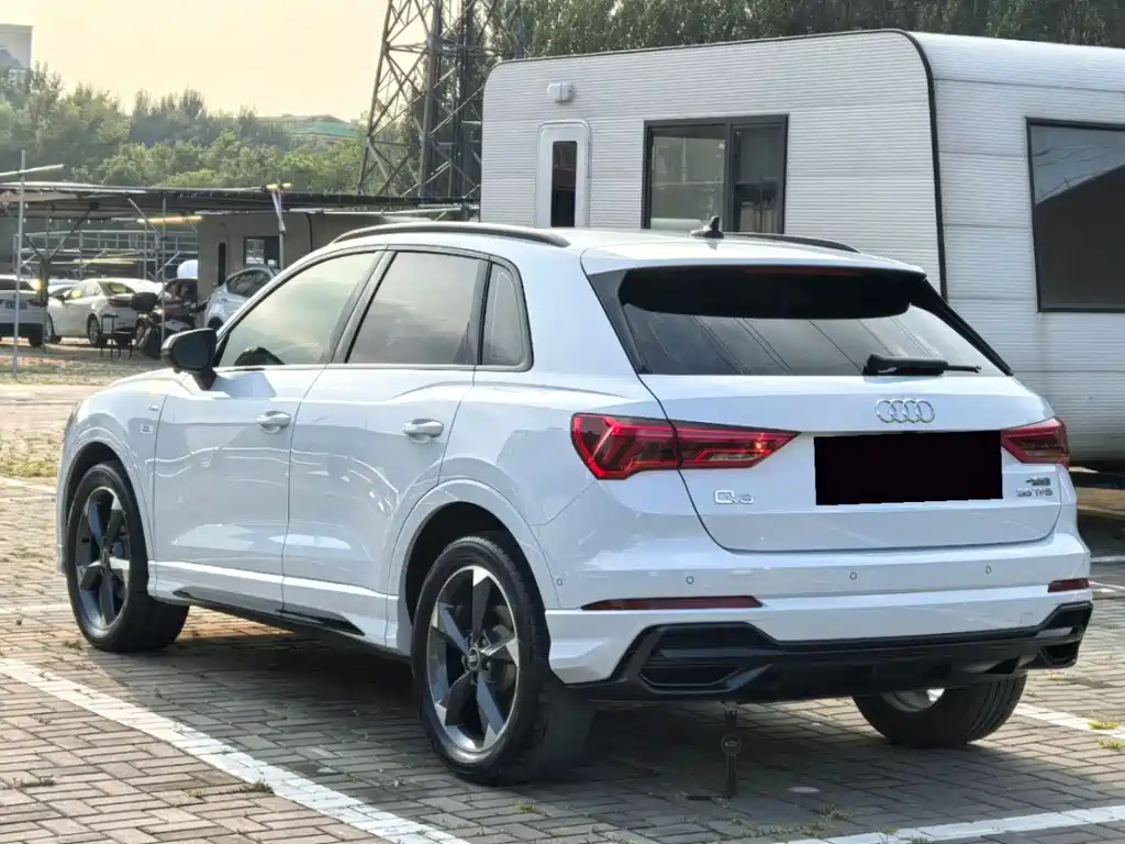 Audi Q3 2022