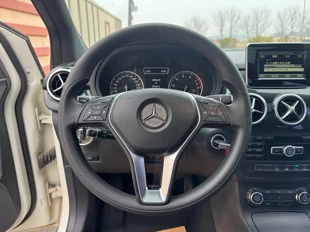 Mercedes-Benz B-Class 2014 — фото 10