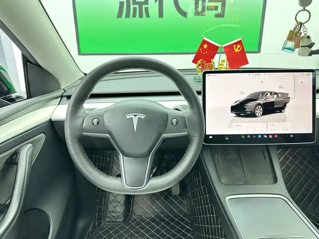 Tesla Model Y 2022 — фото 11