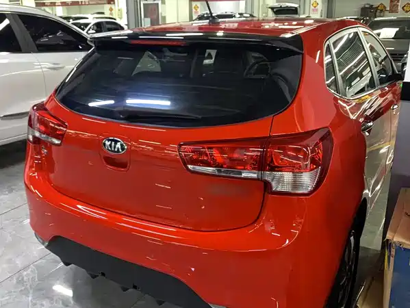 Kia K2 2015