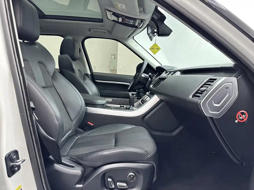 Land Rover Sport 2016 — фото 12