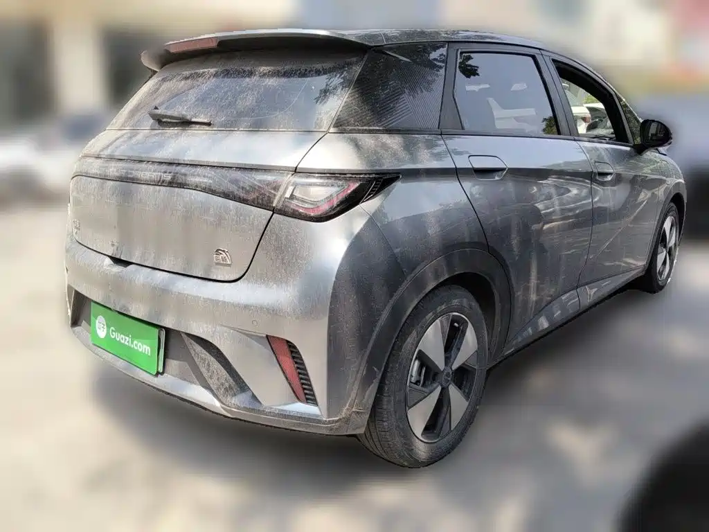 BYD Dolphin 2023