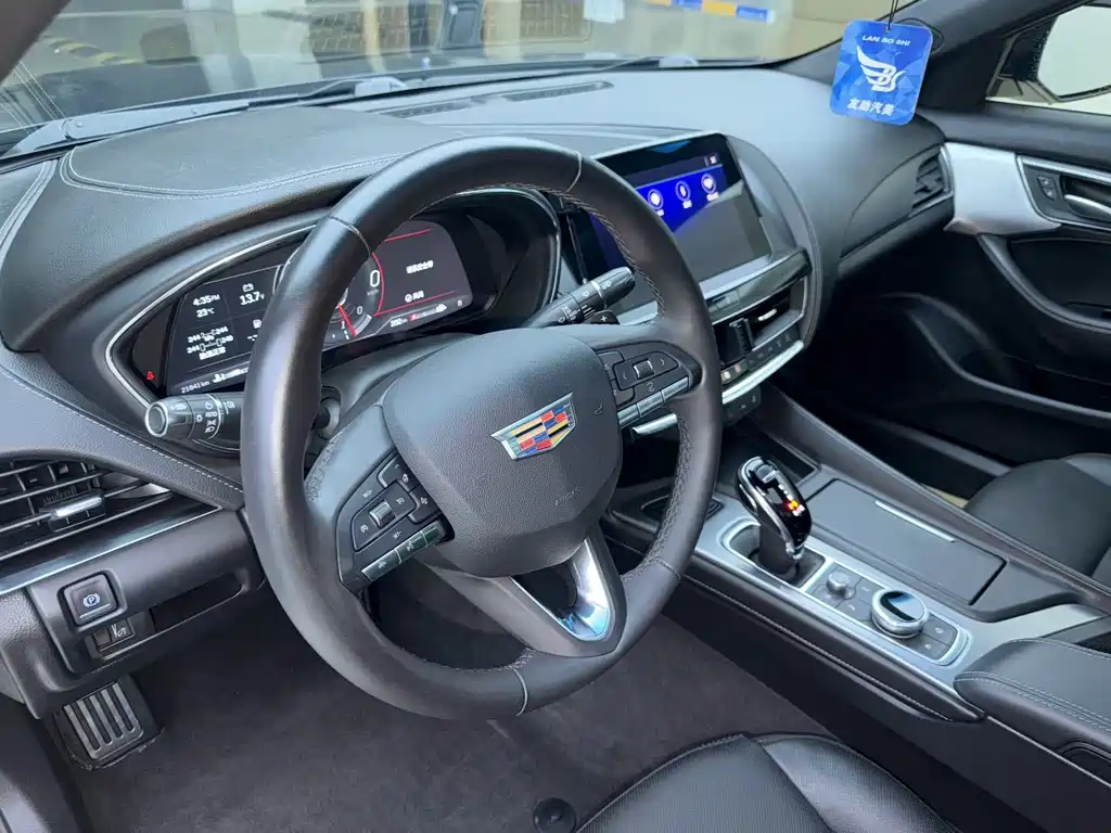 Cadillac CT5 2023 — фото 7