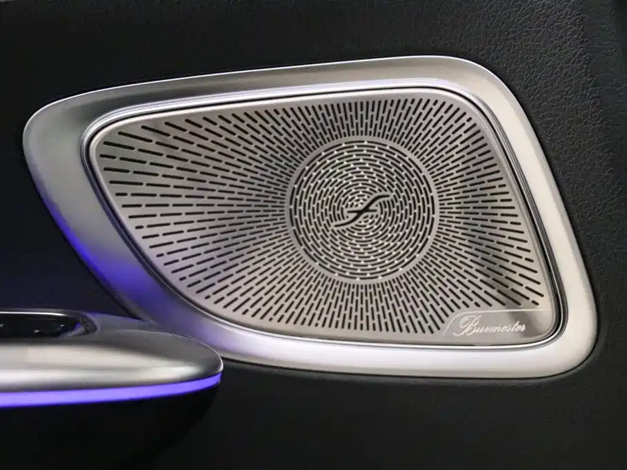Mercedes-Benz C-Class 2023 — фото 14