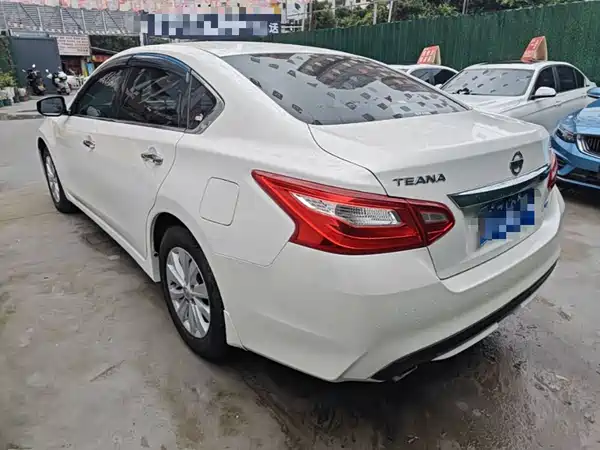 Nissan Teana 2017