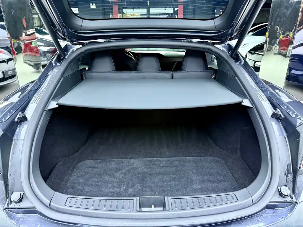 Tesla Model S 2018 — фото 7