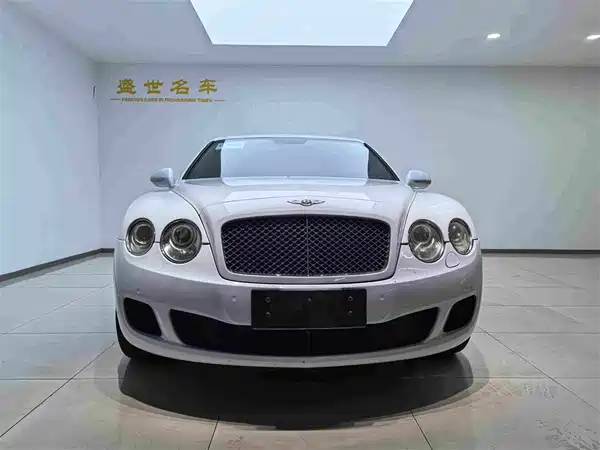 Bentley Flying Spur 2012