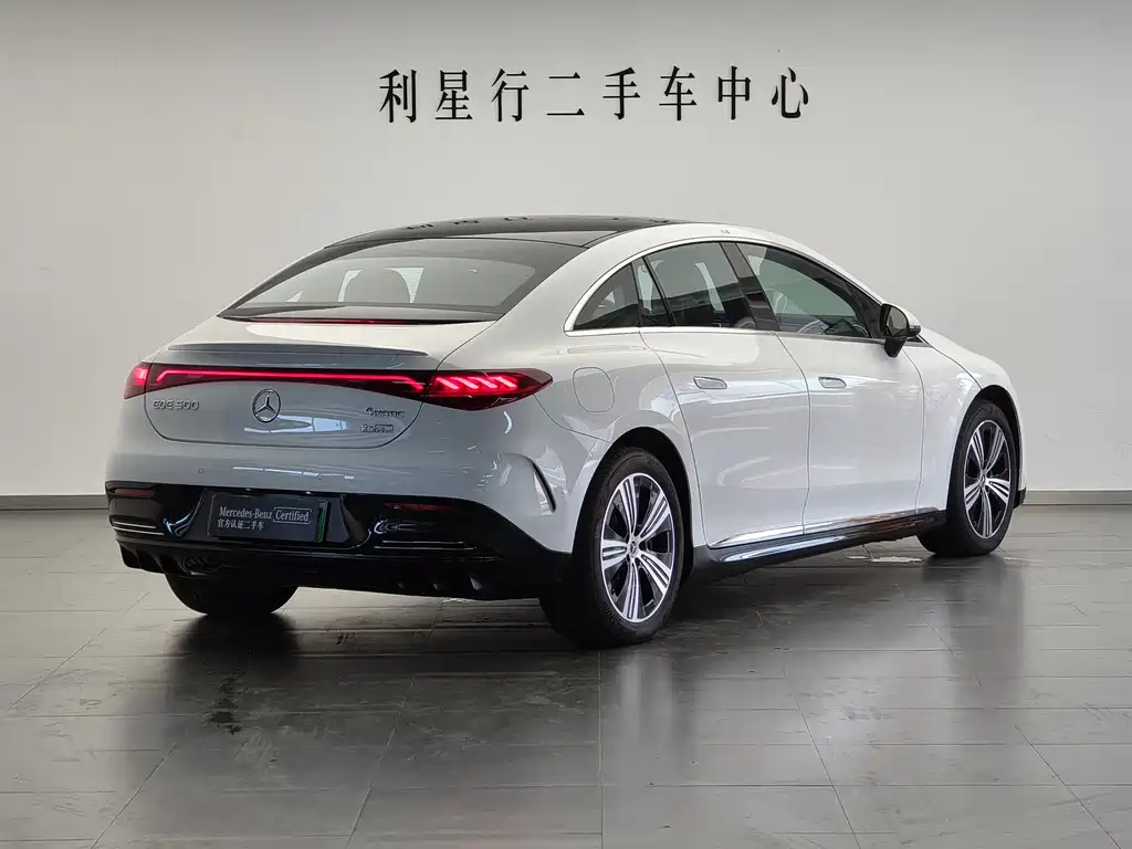 Mercedes-Benz EQE 2025