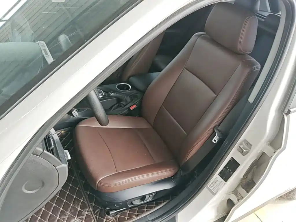 BMW X1 2015 — фото 15