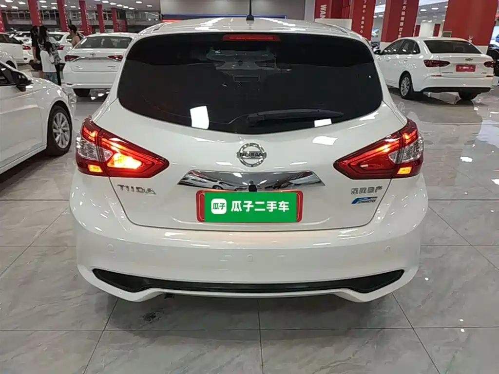 Nissan Tiida 2019 — фото 6