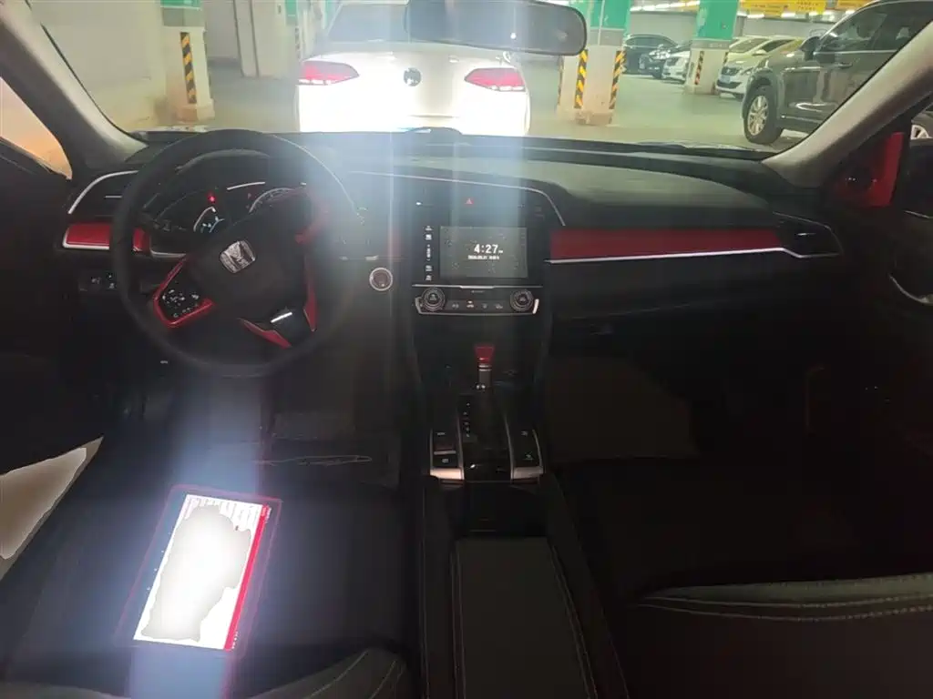 Honda Civic 2019 — фото 10