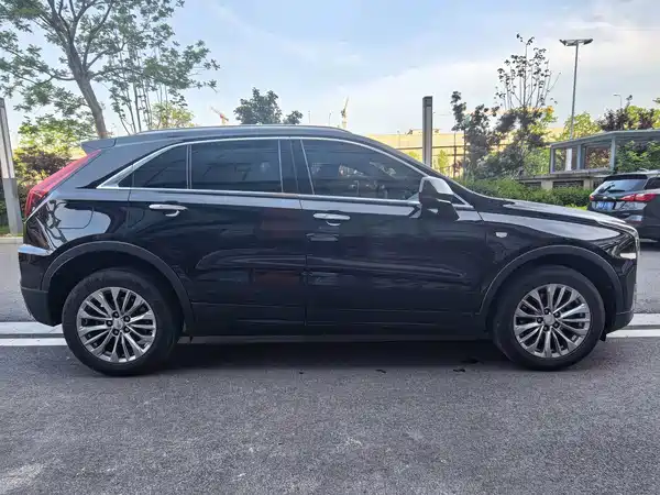 Cadillac XT4 2024