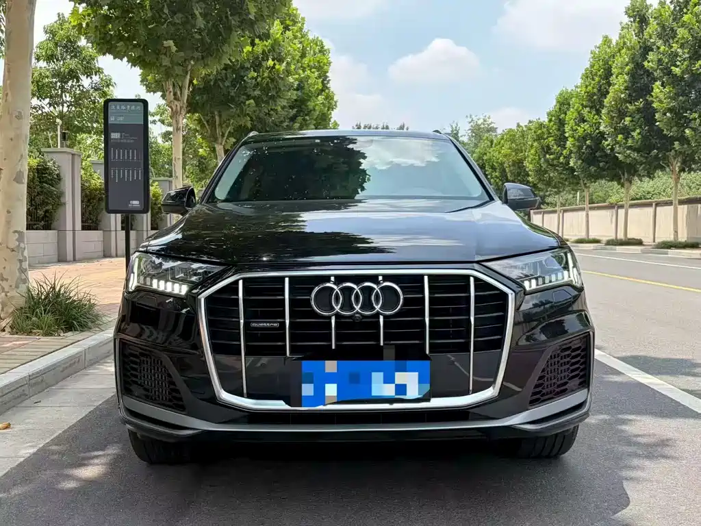 Audi Q7 2020 — фото 2