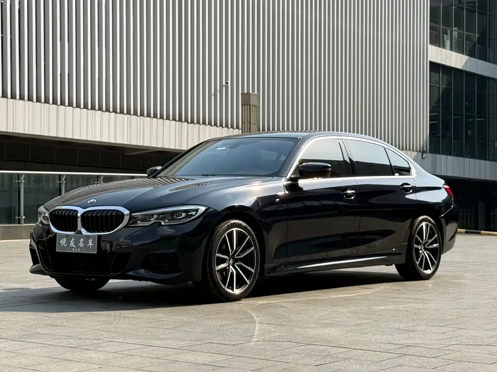BMW 3 Series 2021 — фото 1