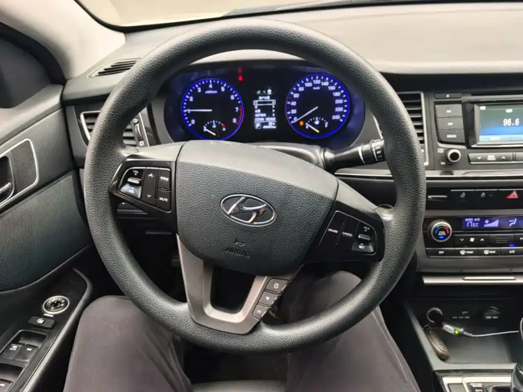Hyundai Mistra 2015 — фото 11