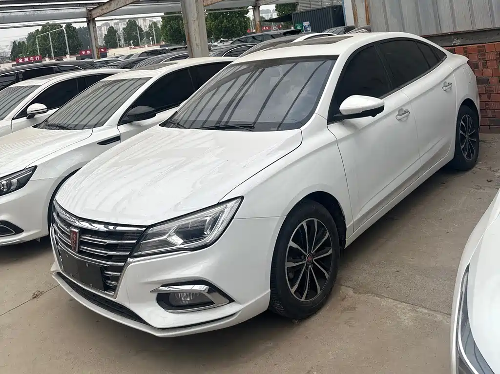 Roewe i5 2020 — фото 1
