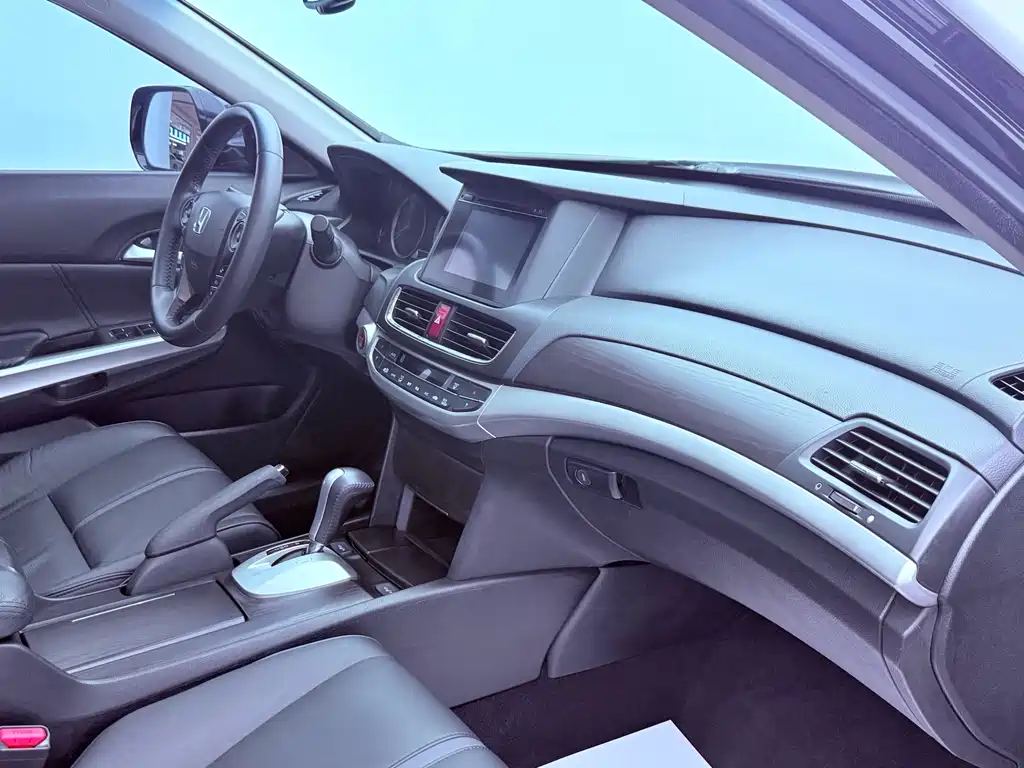 Honda Crosstour 2015 — фото 20