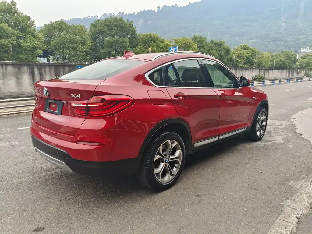BMW X4 2016 — фото 9