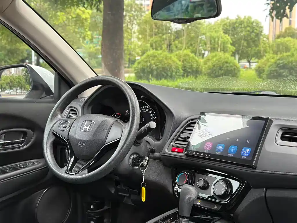 Honda Vezel 2017 — фото 13