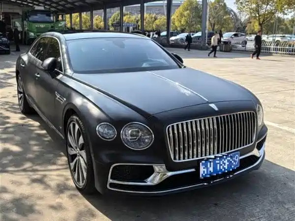 Bentley Flying Spur 2022