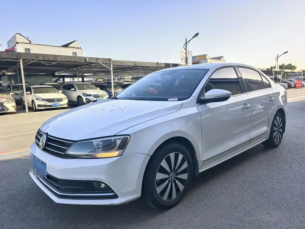 Volkswagen Sagitar 2017 — фото 1