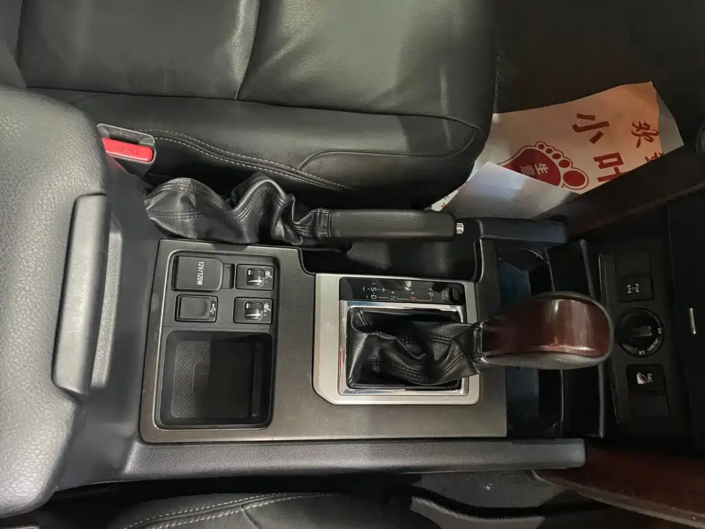 Toyota Prado 2016 — фото 15