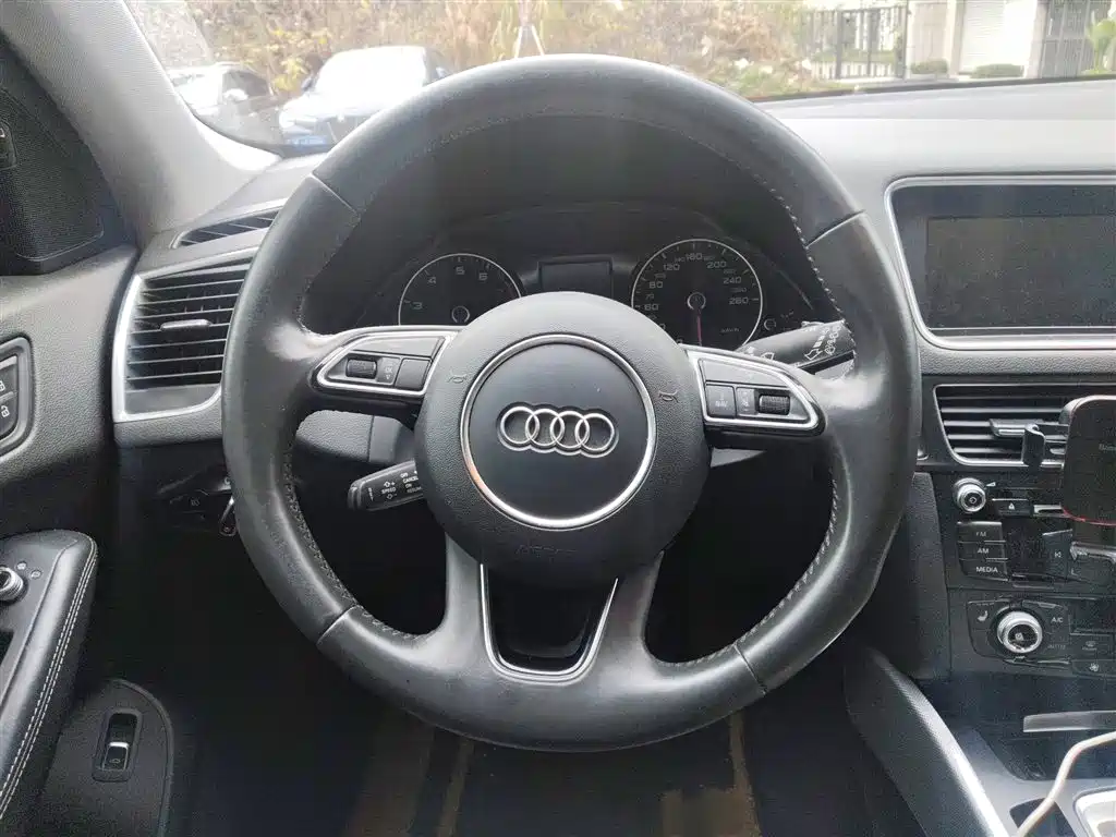 Audi Q5 2018 — фото 3
