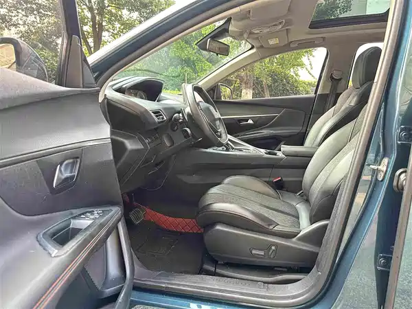 Peugeot 5008 2018