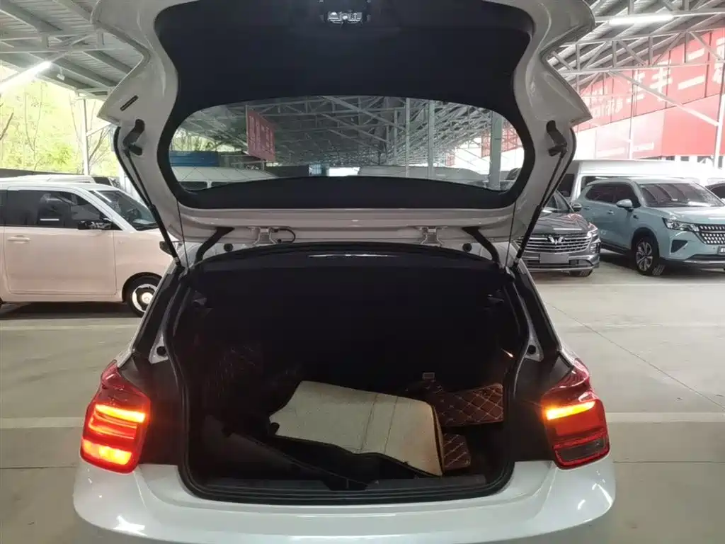 BMW 1 Series 2015 — фото 19