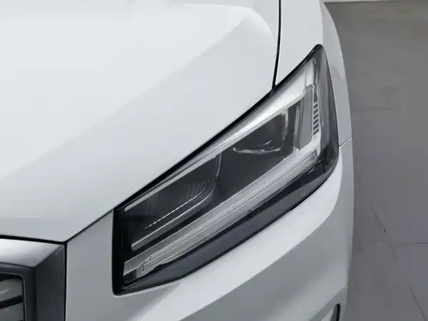 Audi Q2L E-Tron 2020