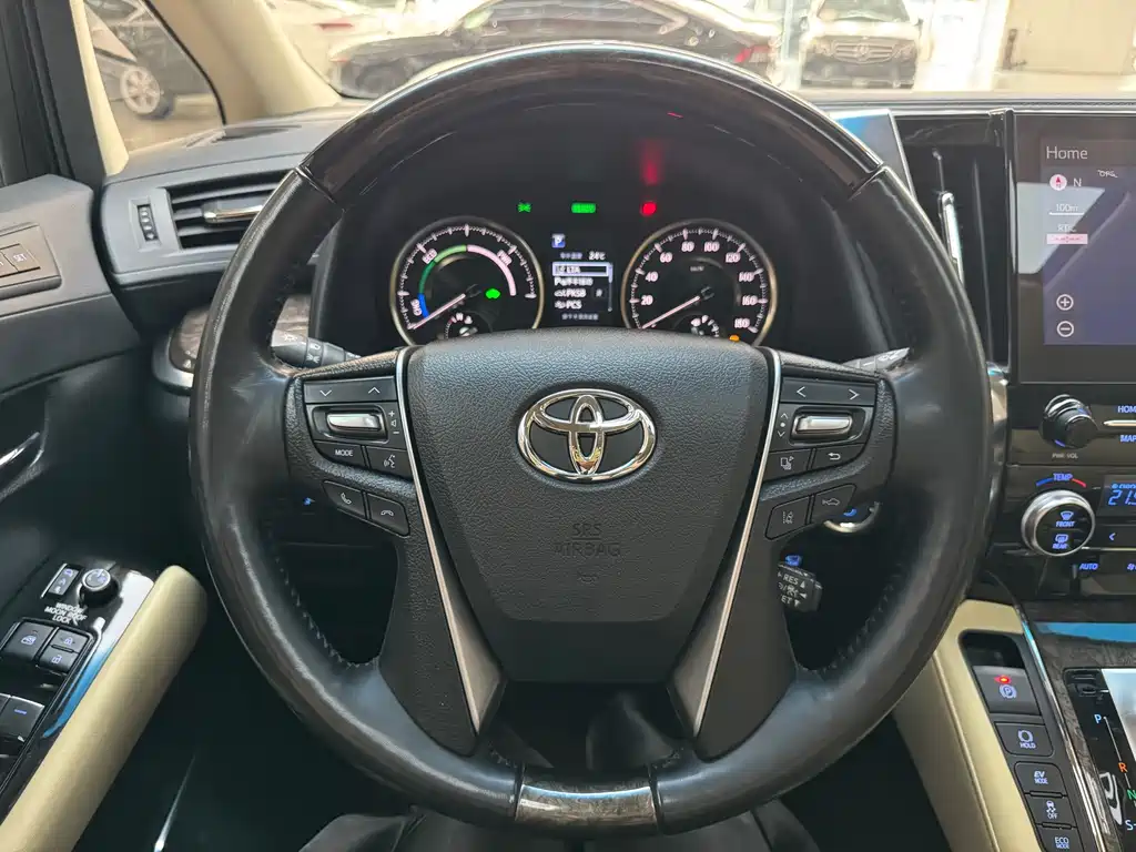 Toyota Vellfire 2023 — фото 21