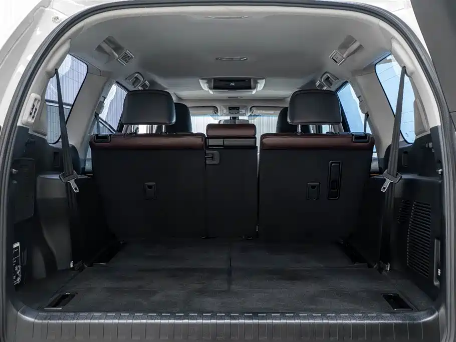 Toyota Prado 2016 — фото 10