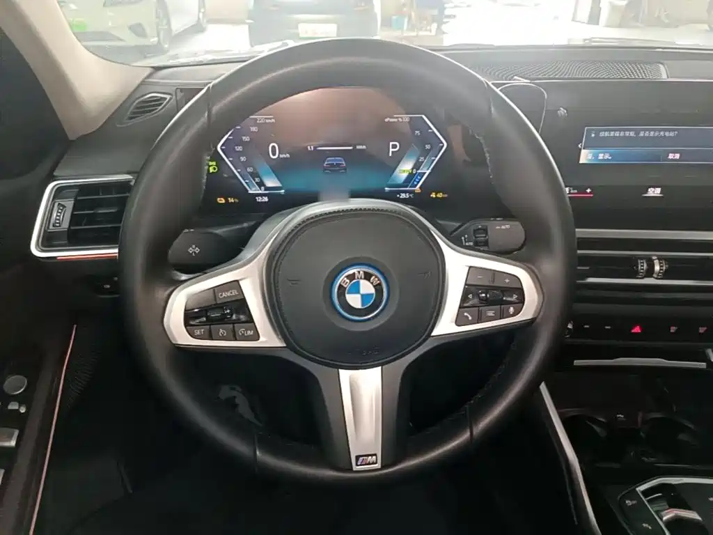 BMW i3 2023 — фото 11