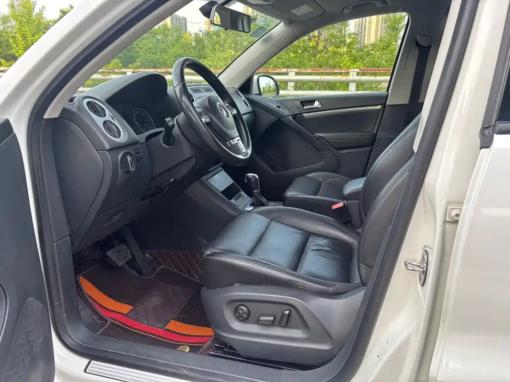 Volkswagen Tiguan 2015 — фото 4