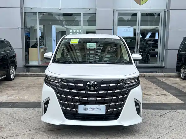Toyota Alphard 2024