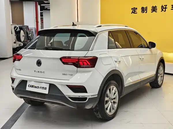 Volkswagen T-Roc 2023