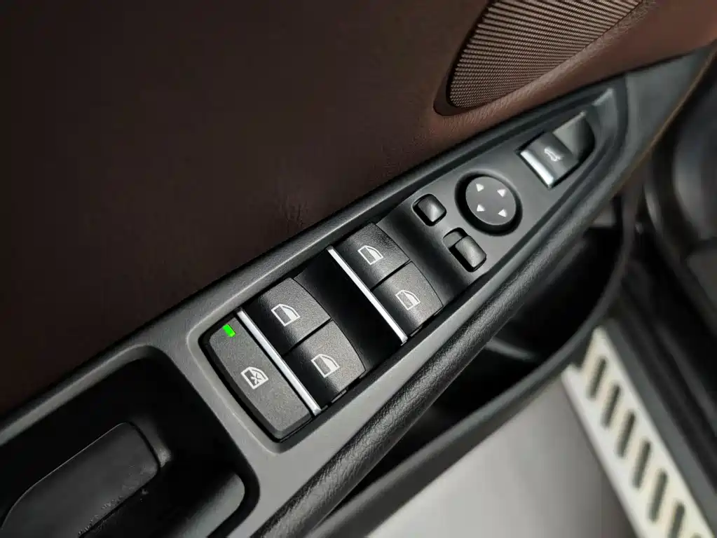 BMW X5 2015 — фото 18